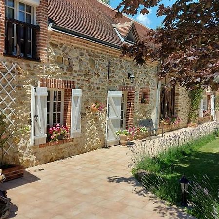 Les 3 Roses Bed and Breakfast Anjouin Exteriör bild