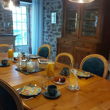 Les 3 Roses Bed and Breakfast Anjouin Exteriör bild