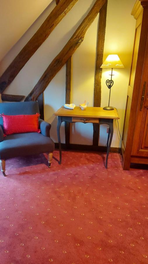 Les 3 Roses Bed and Breakfast Anjouin Exteriör bild