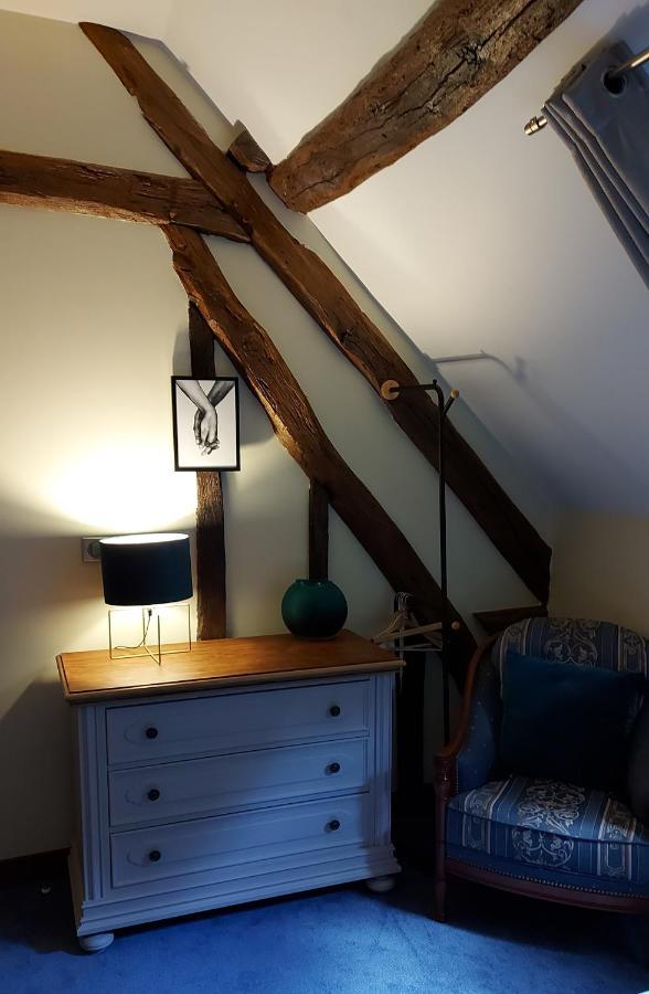 Les 3 Roses Bed and Breakfast Anjouin Exteriör bild